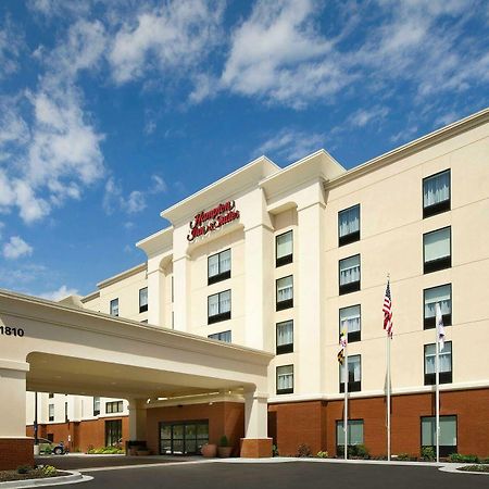 Hampton Inn & Suites Baltimore/Woodlawn Exteriör bild