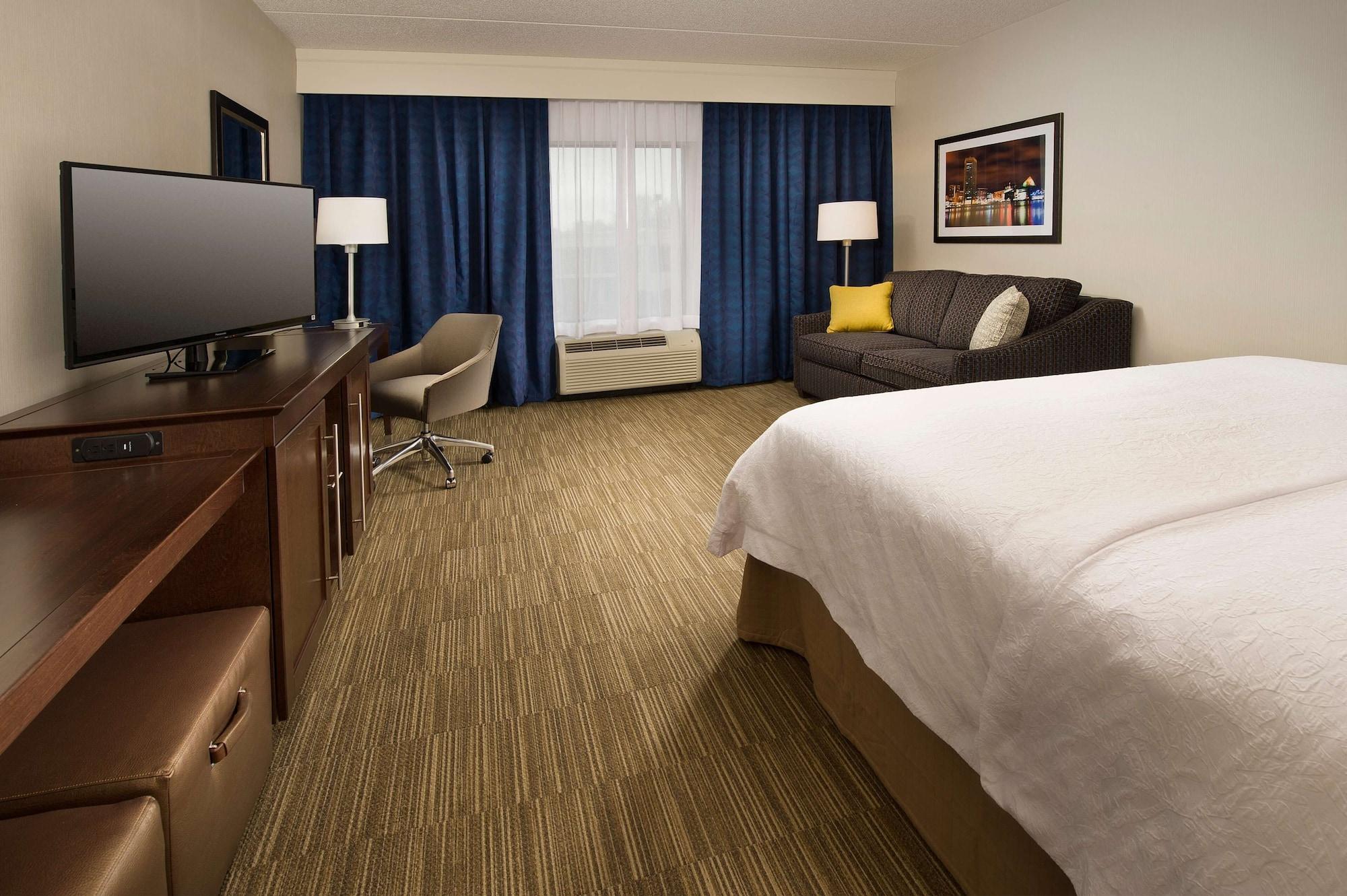 Hampton Inn & Suites Baltimore/Woodlawn Exteriör bild